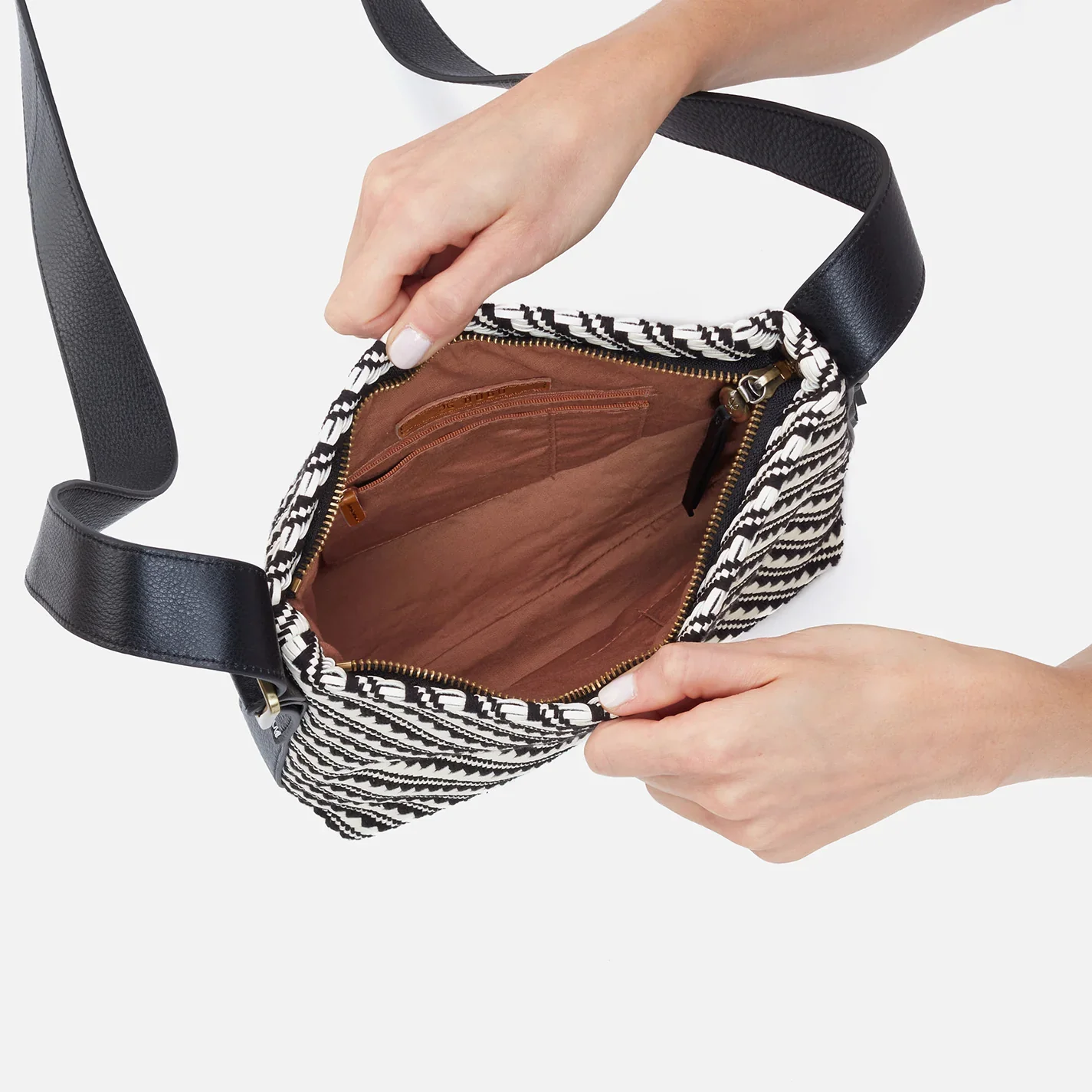 HOBO BLAZE BUCKET CROSSBODY BAG WOMEN'S - Image 3